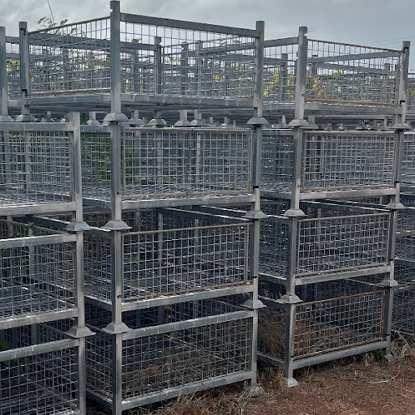 Used Stillage Cages